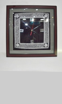 WALL CLOCK WITH CHURMA WORK